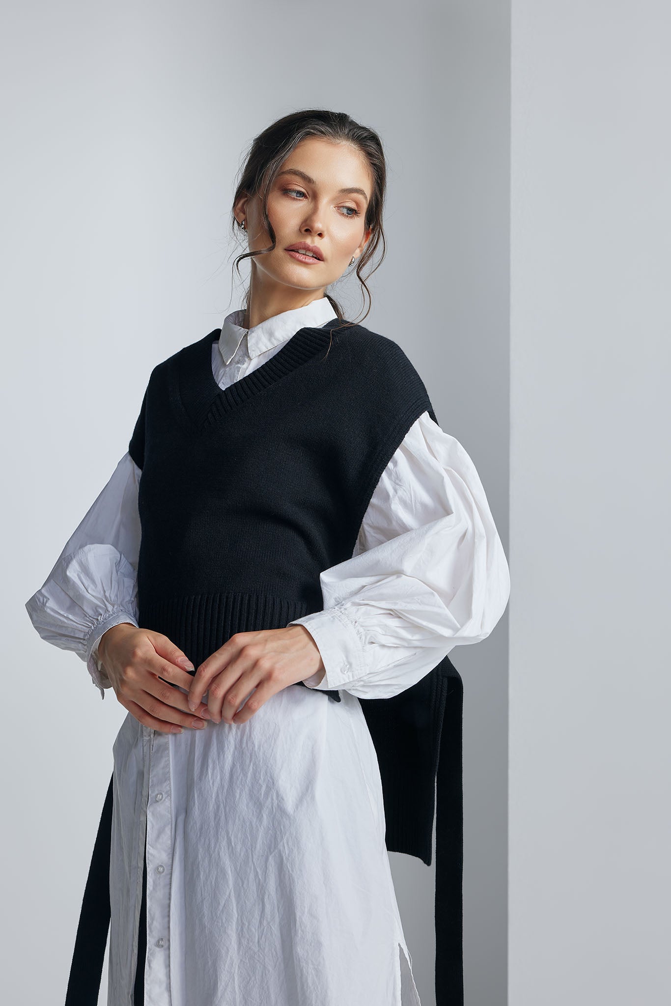 Vesta Elin Negru