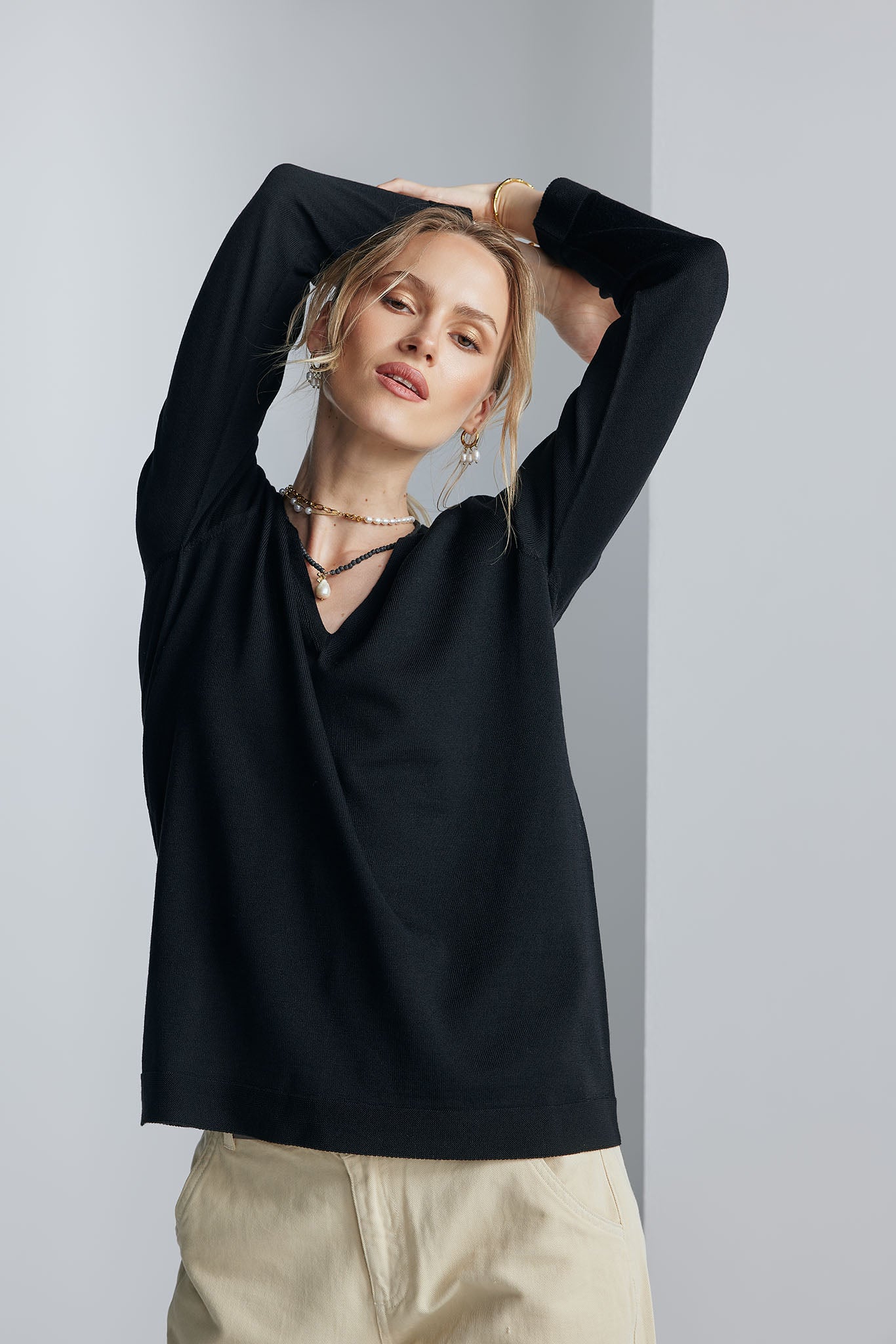 Pulover Cleo Negru