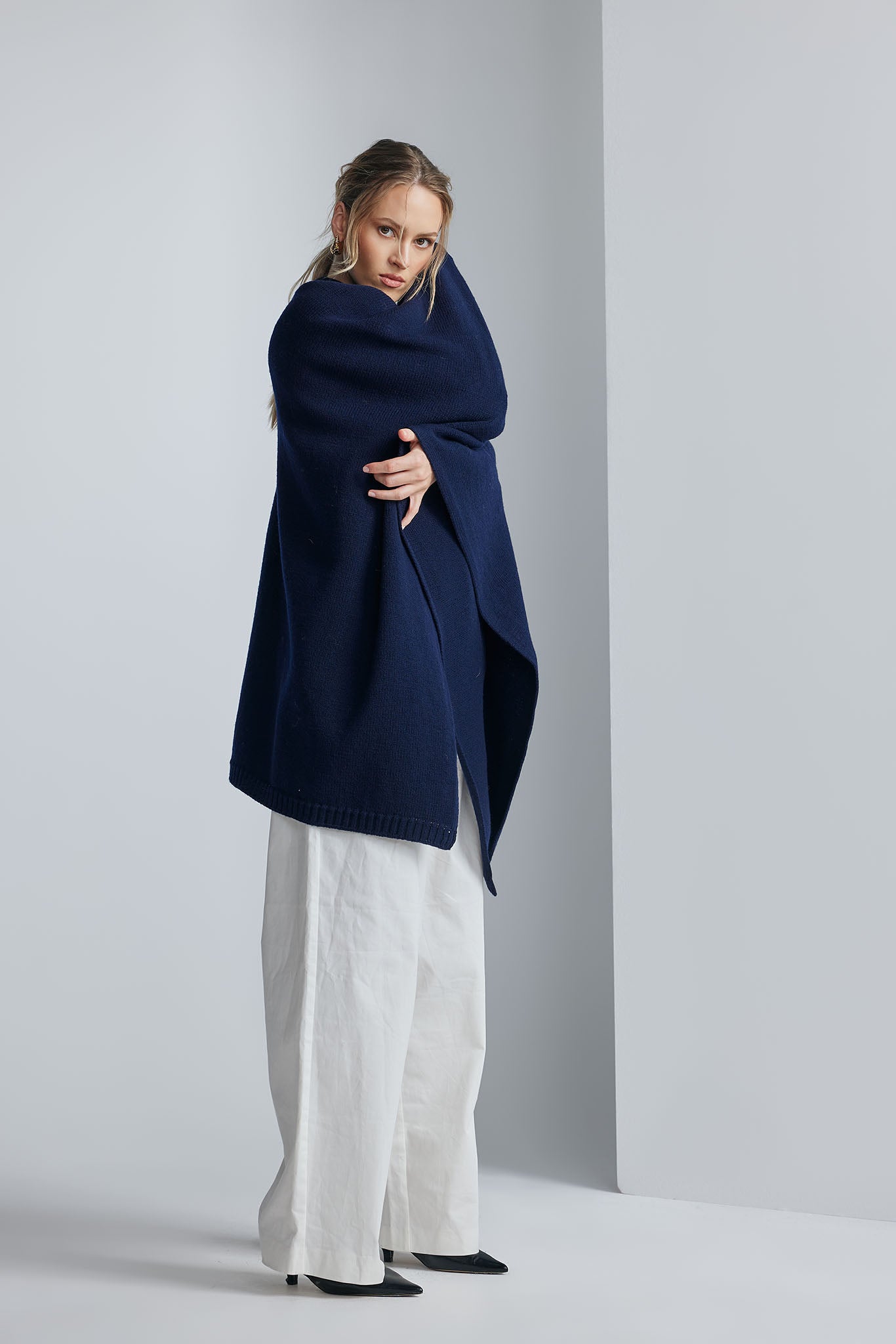 Poncho Fragola Marine