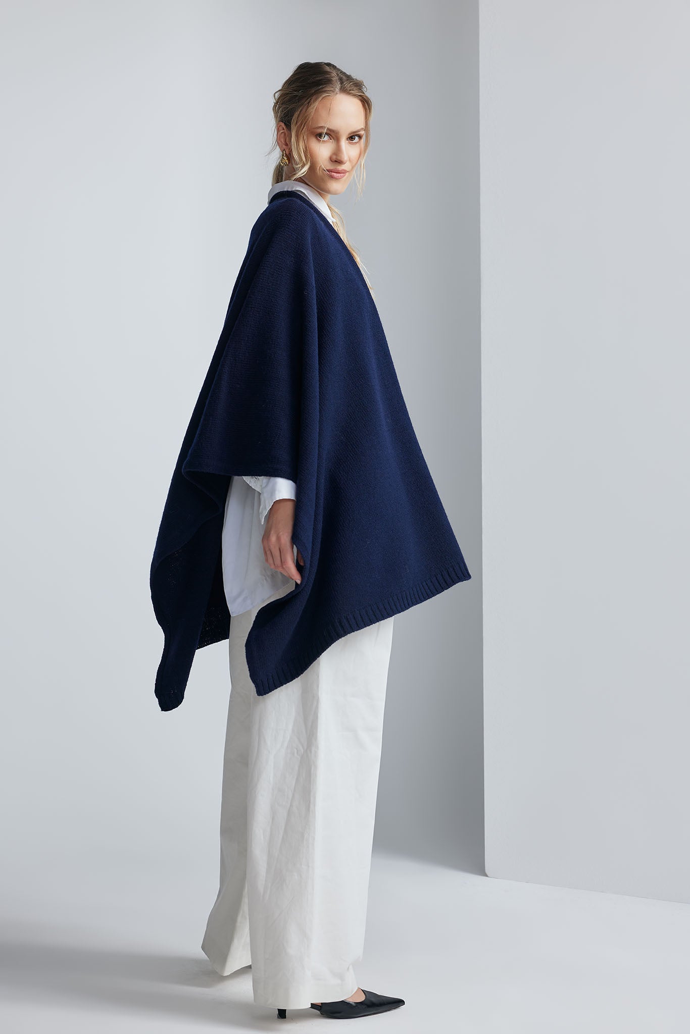 Poncho Fragola Marine