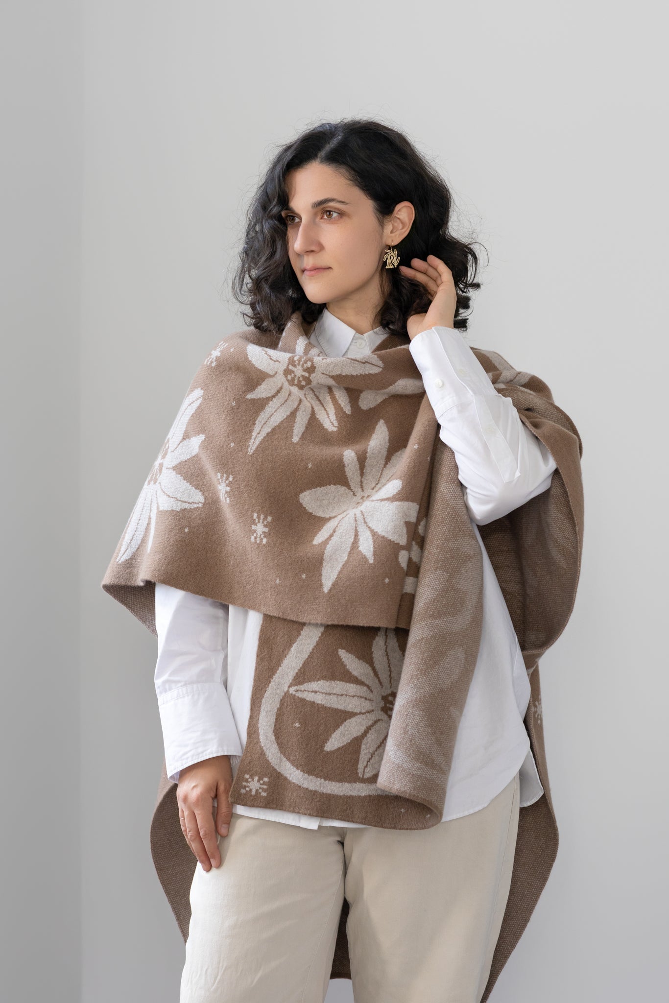 Poncho Story Maro