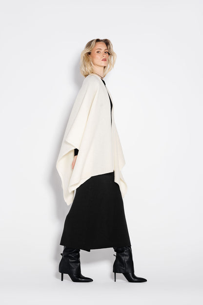 Poncho Fragola Alb