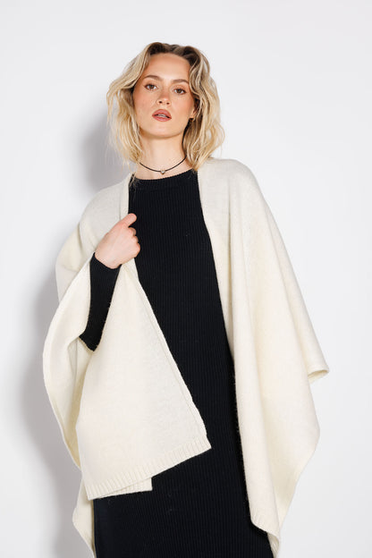 Poncho Fragola Alb