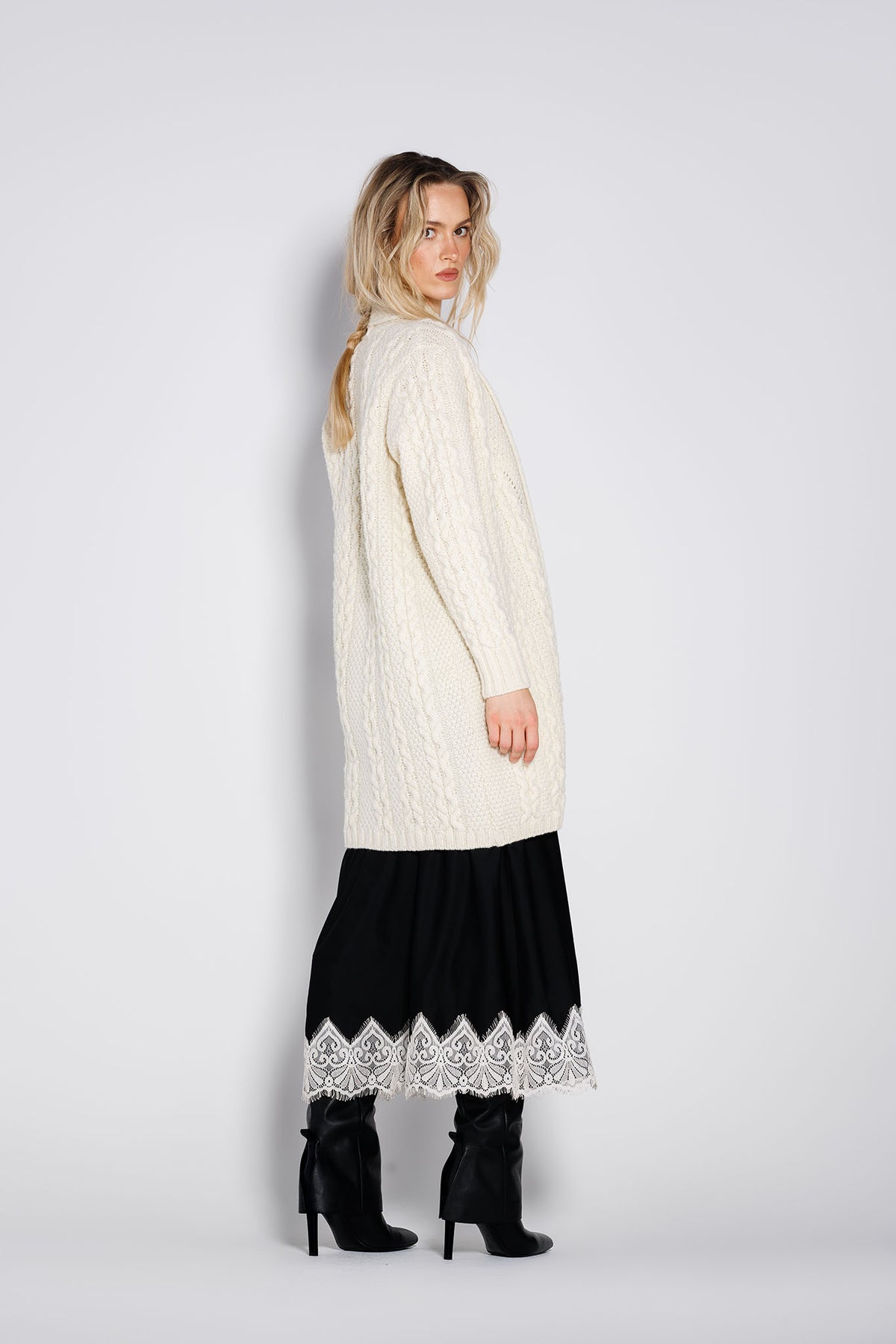 Cardigan Aria Alb