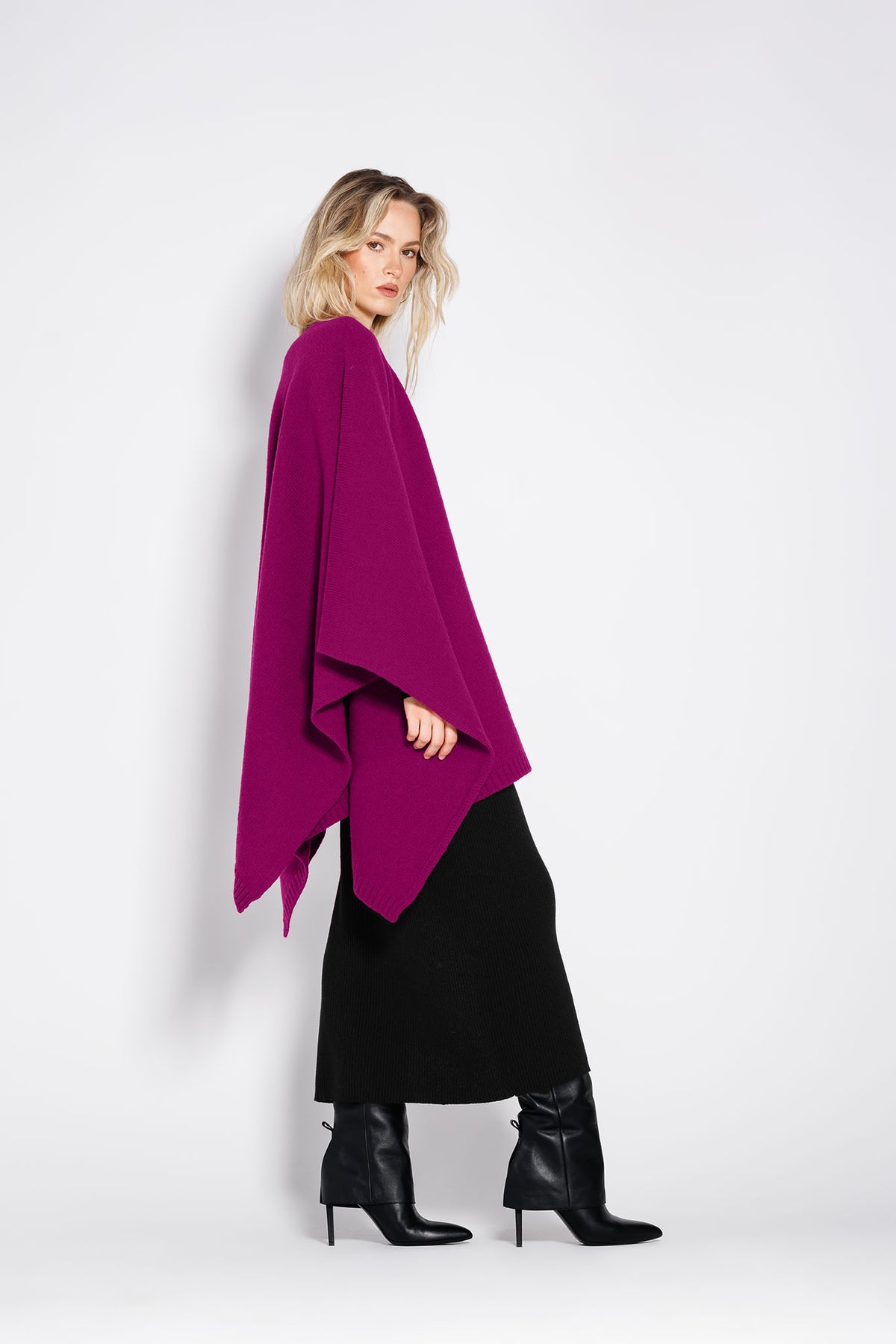 Poncho Fragola Fuchsia